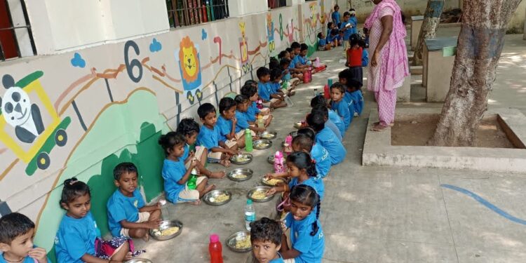 Community creates terrace garden for school