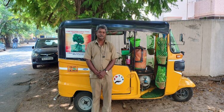 Alumni meet their headmaster in a unique meet