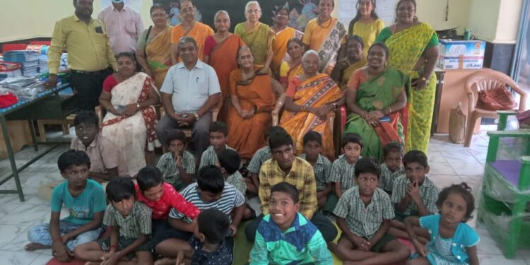 Traders association conducts blood donation camp