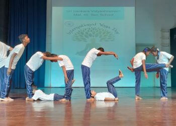 Neighbourhood celebrates World Yoga Day
