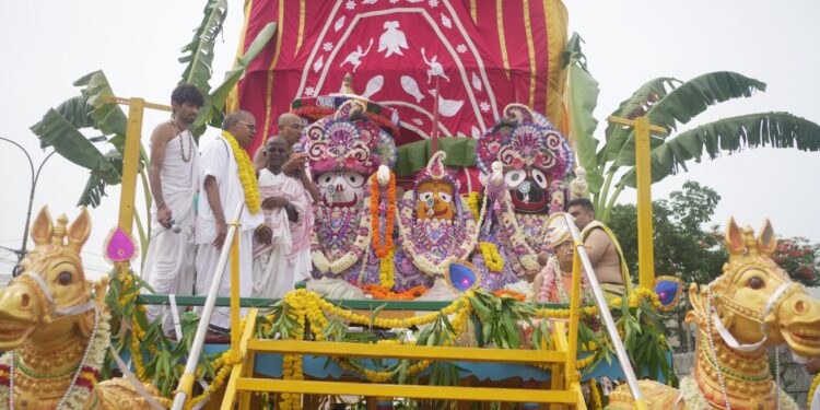 Thousands participate in ISKCON Rath Yatra