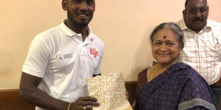 From the Sea level to the Everest Summit