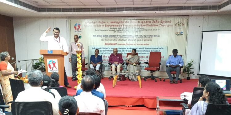 Rotary donates Rs 5 lakhs for cataract surgery