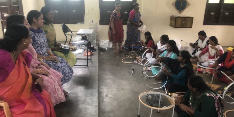 Rotary donates Rs 5 lakhs for cataract surgery