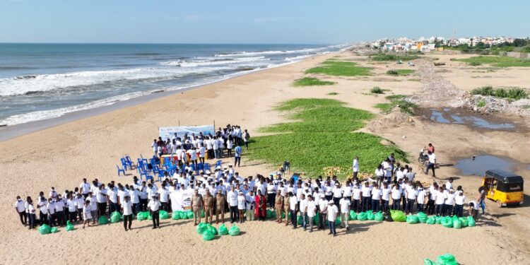 Rotary donates Rs 5 lakhs for cataract surgery