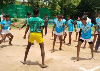 Beach cleanup on Madras Day