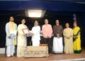 Winners of Quiz, bag expensive prizes