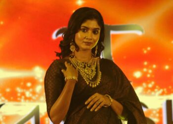 Rivaah and Tarun Tahiliani