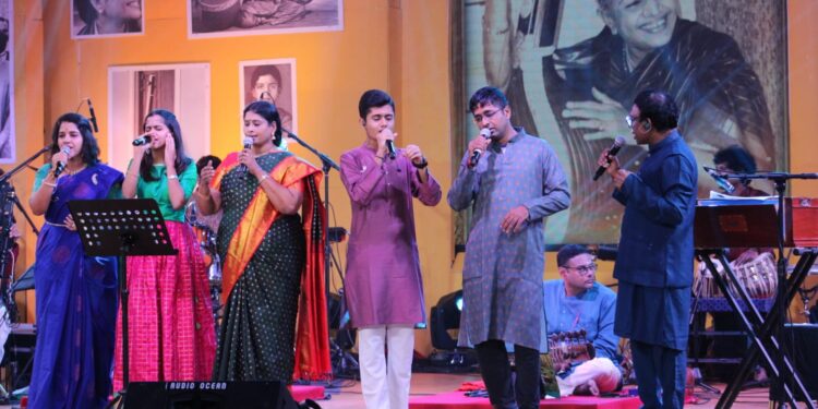 Hamsadhwani pays tribute to MS