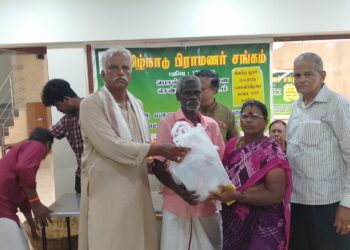 THAMBRAS distributes Diwali gift package