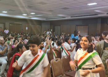 Come, let’s sing together!