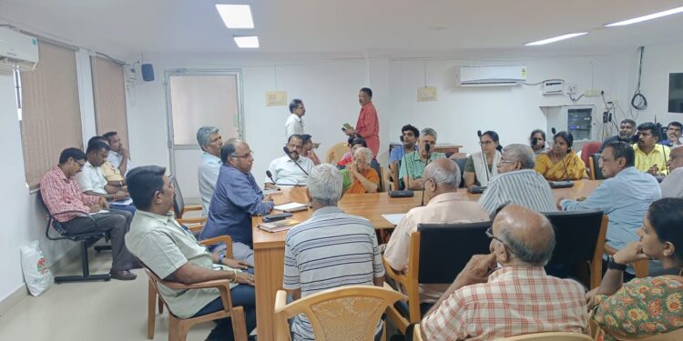 Corporation conducts meeting for monsoon preparedness with RWAs