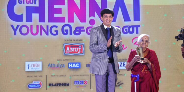 Kamakshi patti honoured