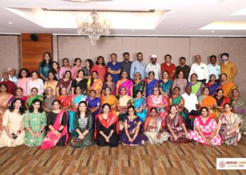 Nostalgic reunion by SSV alumni