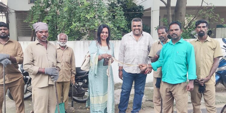 Snakes rescued in Kotturpuram