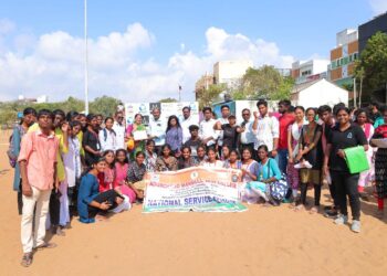 One tonne of waste collected at Elliot’s Beach