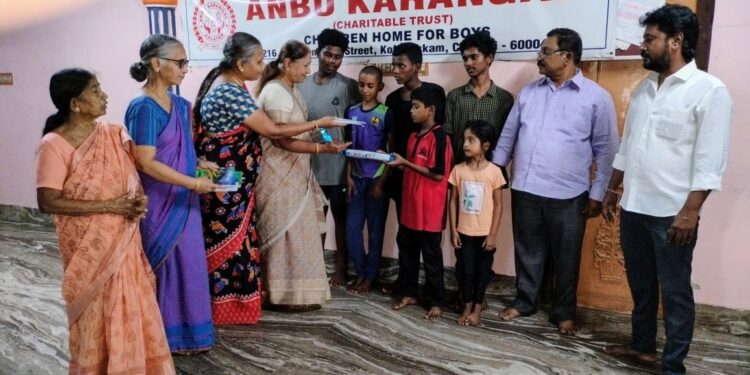 Women celebrate Akshaya Tritiya with act of kindness