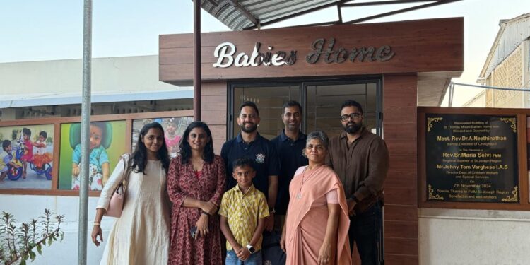 Round Table and Ladies Circle donate ACs to Home