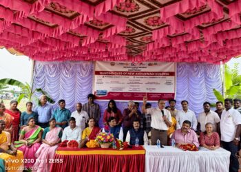 New anganwadis inaugurated at Kanathur and Padur
