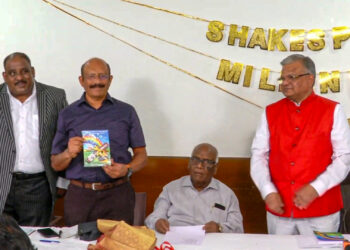 Book on English Grammar released at Shakespeare Millennium Club’s 279th meeting