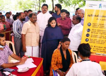 Chennai Mayor launches welfare drive for Perungudi ragpickers 