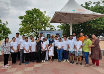 Annette’s Club of Madras Downtown Launches ‘Go Plastic Free’ Beach Clean-up