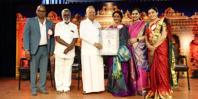 Neighbourhood Artists Honoured at Gurushyam Global Achievement Awards